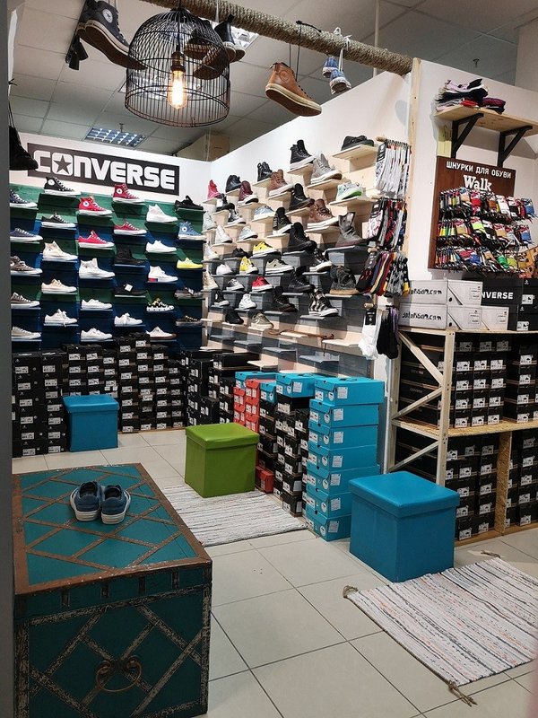 фотография Магазина кед Converse на улице Веры Хоружей